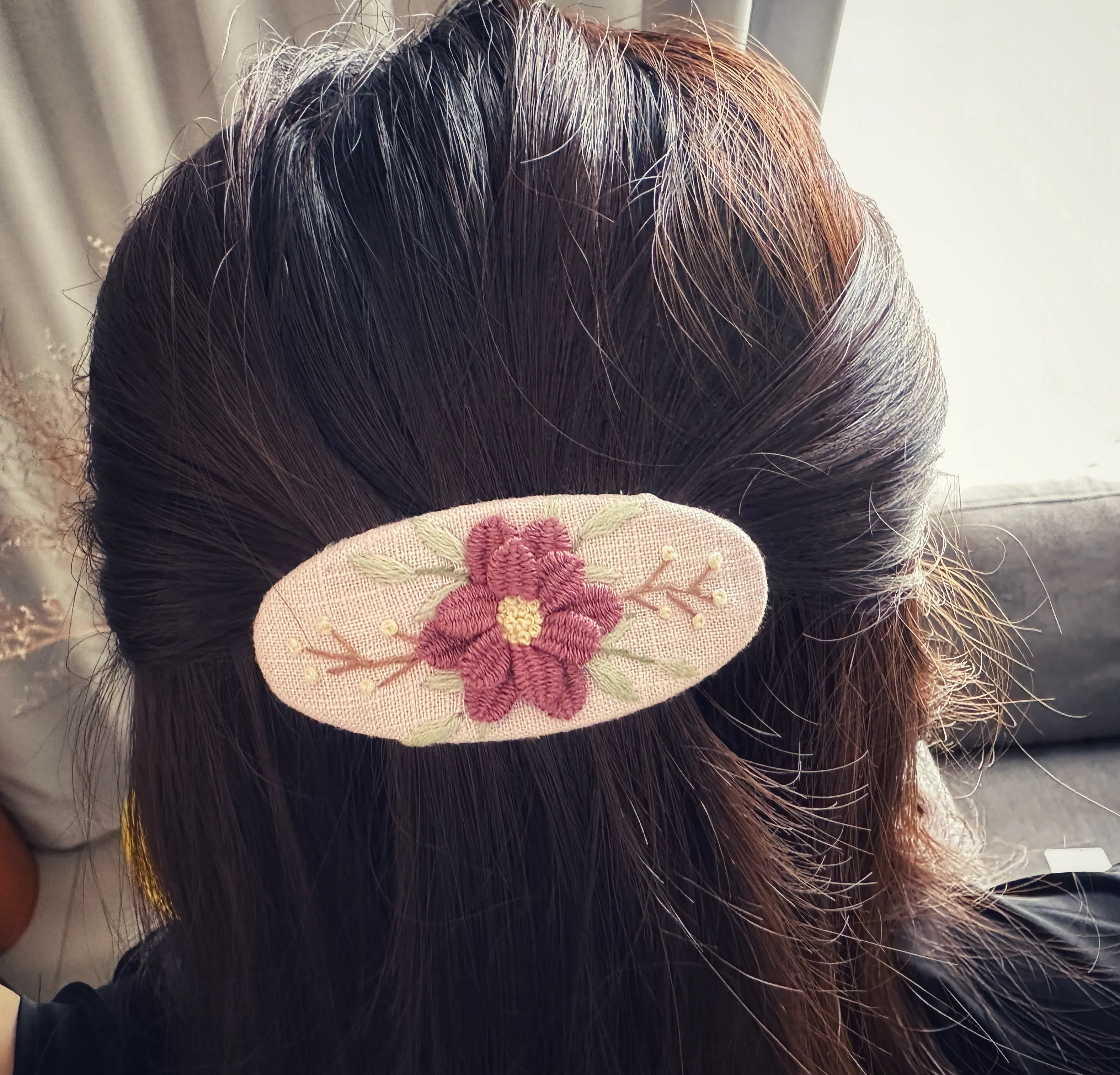 3D Floral Embroidered Back Hair Barrettes, Collection Imane